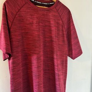 Reebok Men's Heathered Red Tee